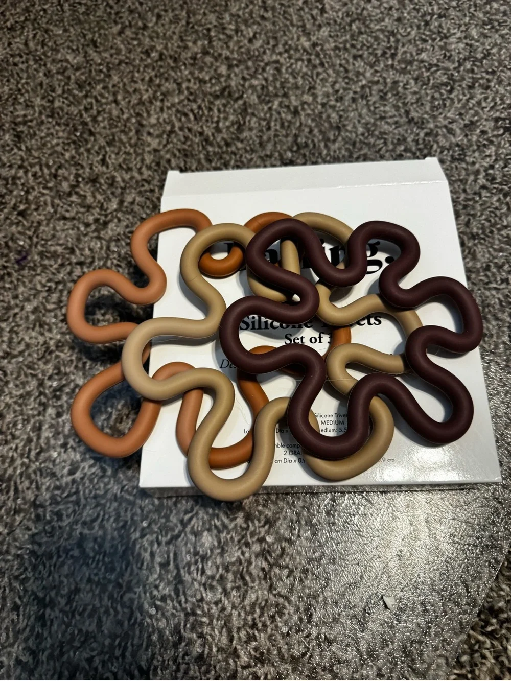 Darling Silicone Trivet Set of 3 - 2 sizes